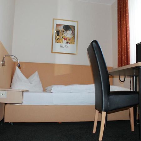 Hotel Huebler Frankfurt am Main Exterior photo
