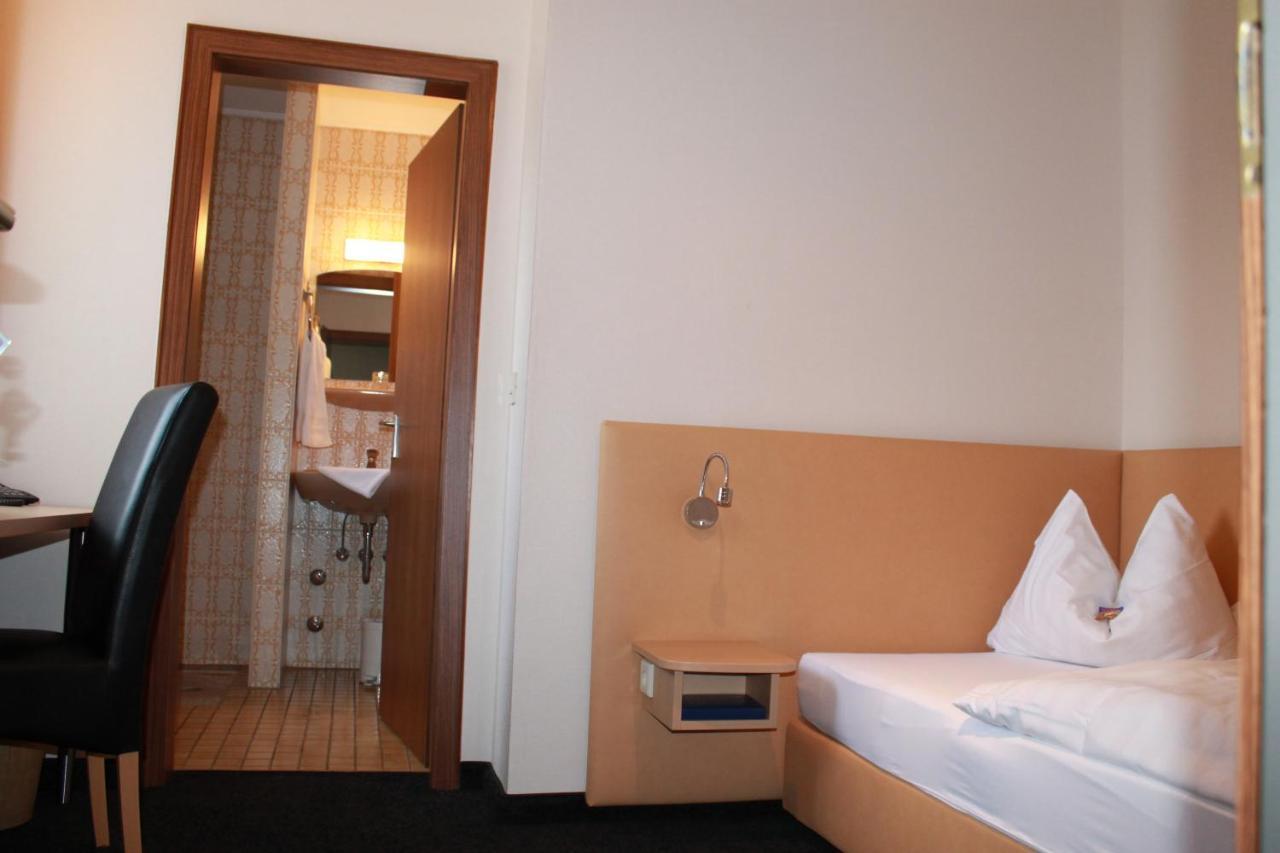 Hotel Huebler Frankfurt am Main Exterior photo
